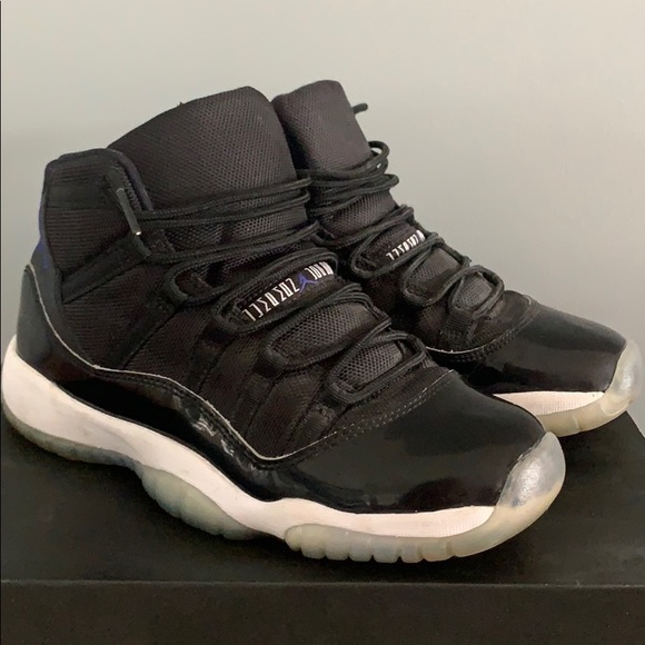 Jordan 11 ‘Space Jam’ - Picture 4 of 4